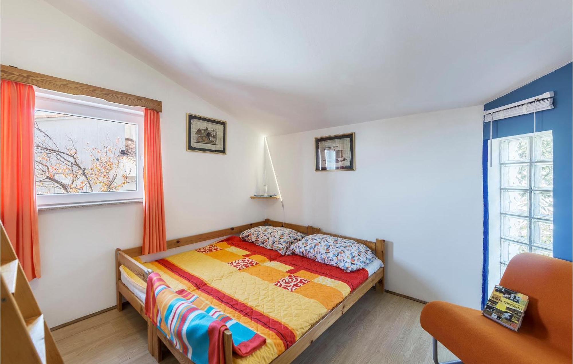 Beautiful Apartment In Barbariga With Kitchen Екстер'єр фото